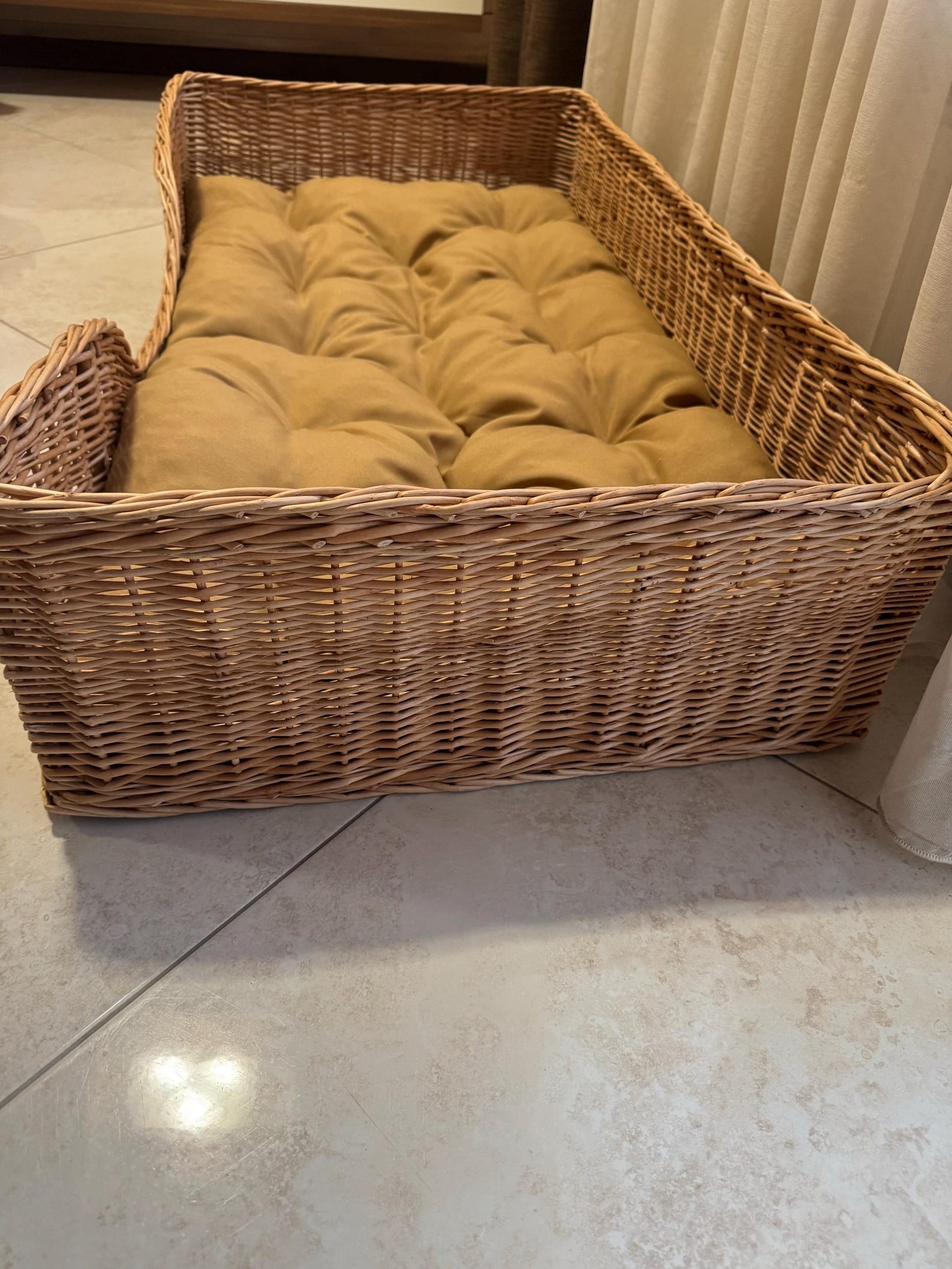 BinkyPaws Luxury Natural Wicker Pet Bed with Soft Pillow | Handmade in Poland